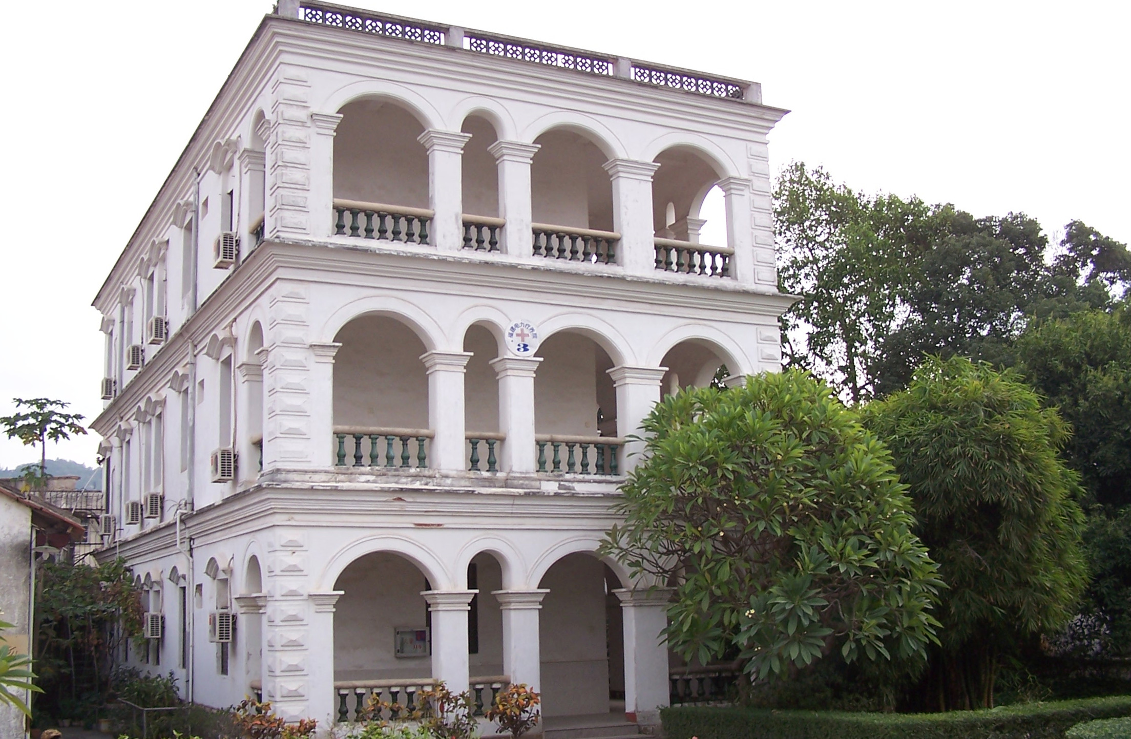 厦门电厂旧址后改建为省电力疗养院，此为疗养院原貌，现已拆除.jpg
